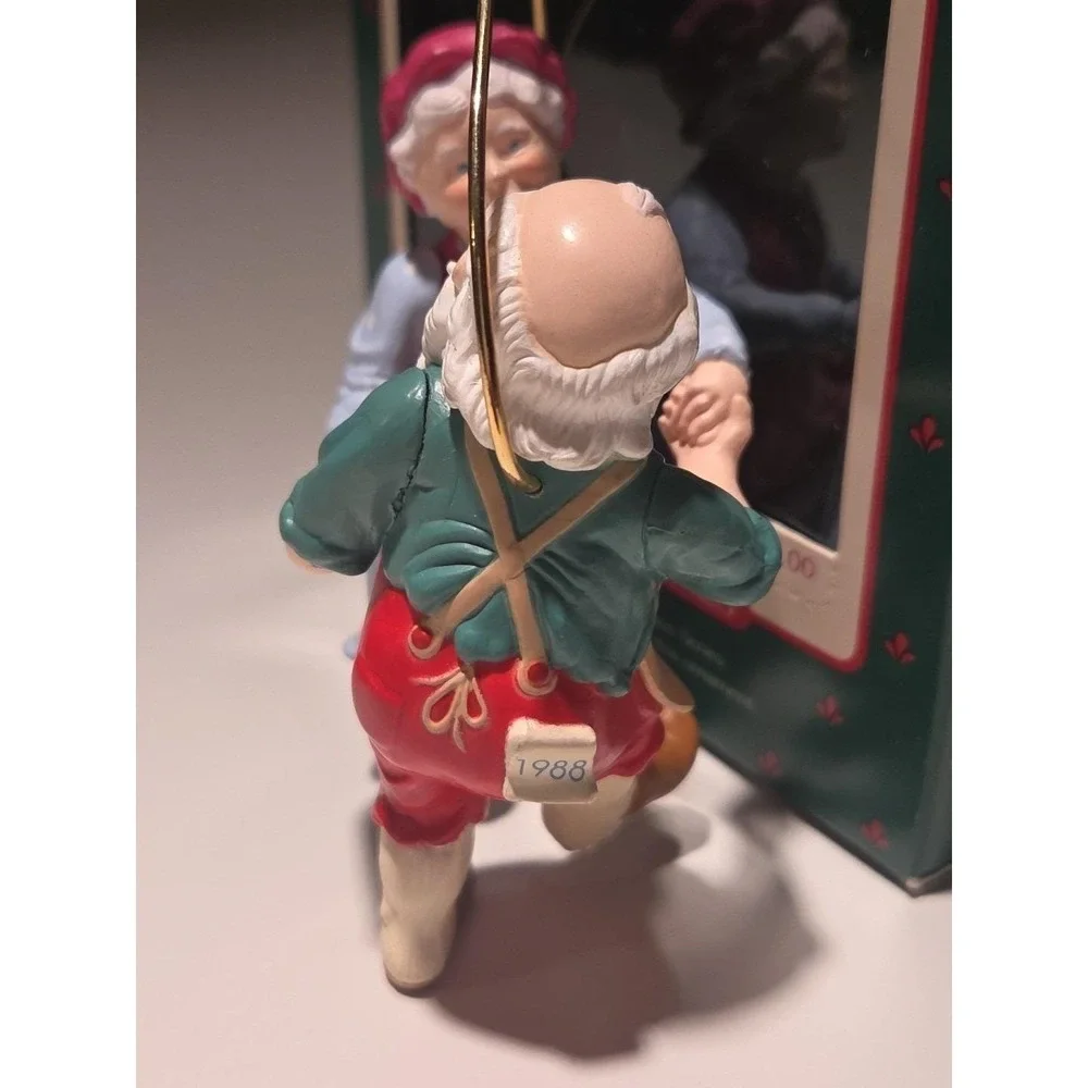 1988 Shall We Dance‎ Hallmark Keepsake Christmas Ornament